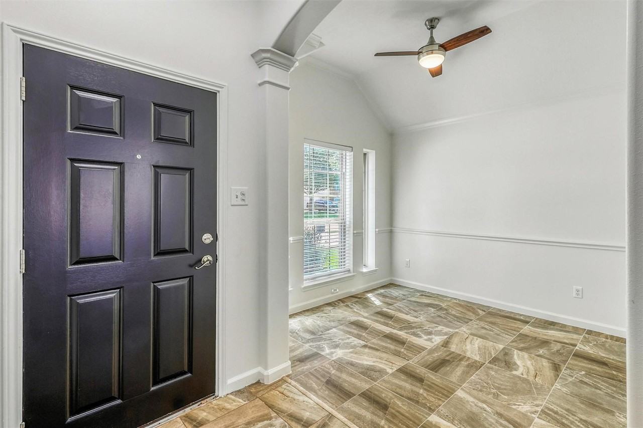 6015 Wildbriar Lane #6015 - Photo 5 of 37