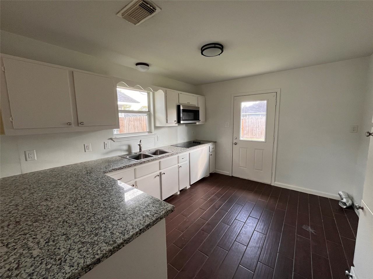 11842 Greencanyon Drive #11842 - Photo 2 of 15