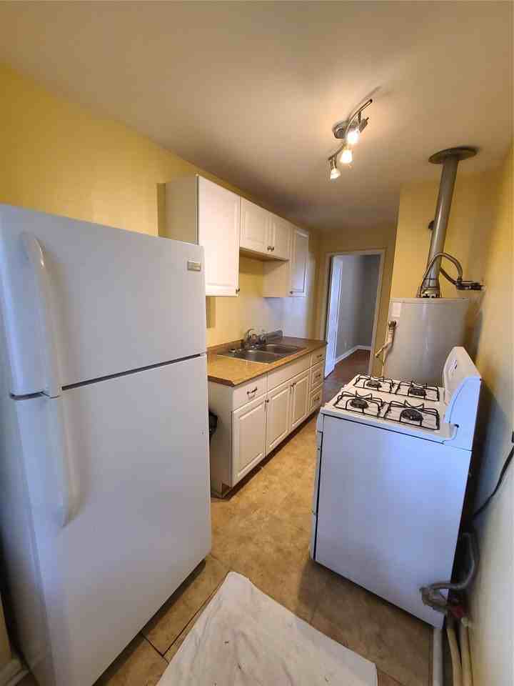 1434 Lawson St #1434-3 - Photo 5 of 25