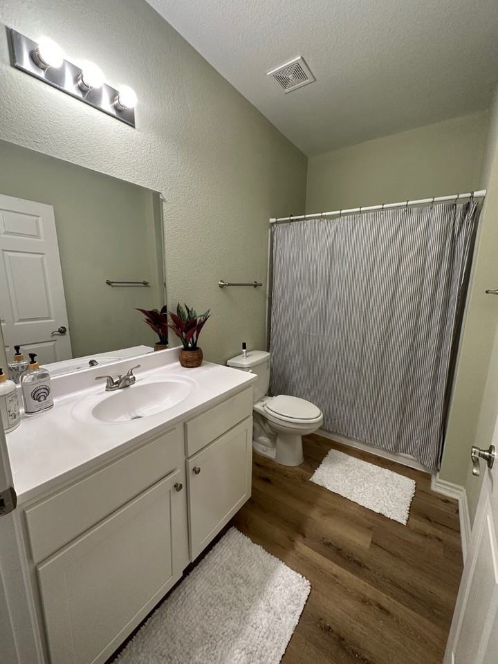 5419 Avenue N 1/2 #5419 - Photo 2 of 16