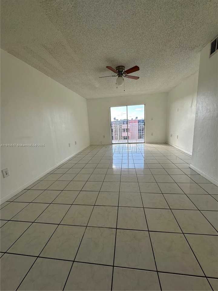 11307 Caribbean Boulevard