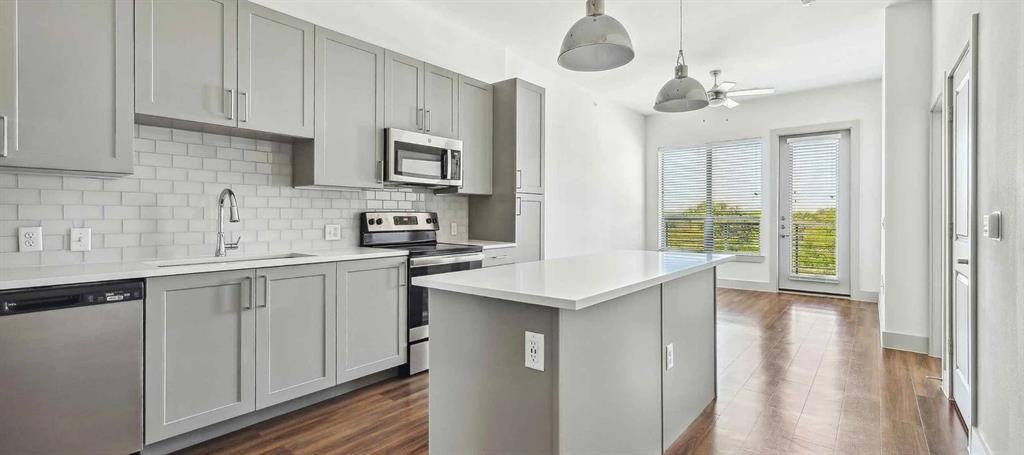 5332 Trinity River Trl