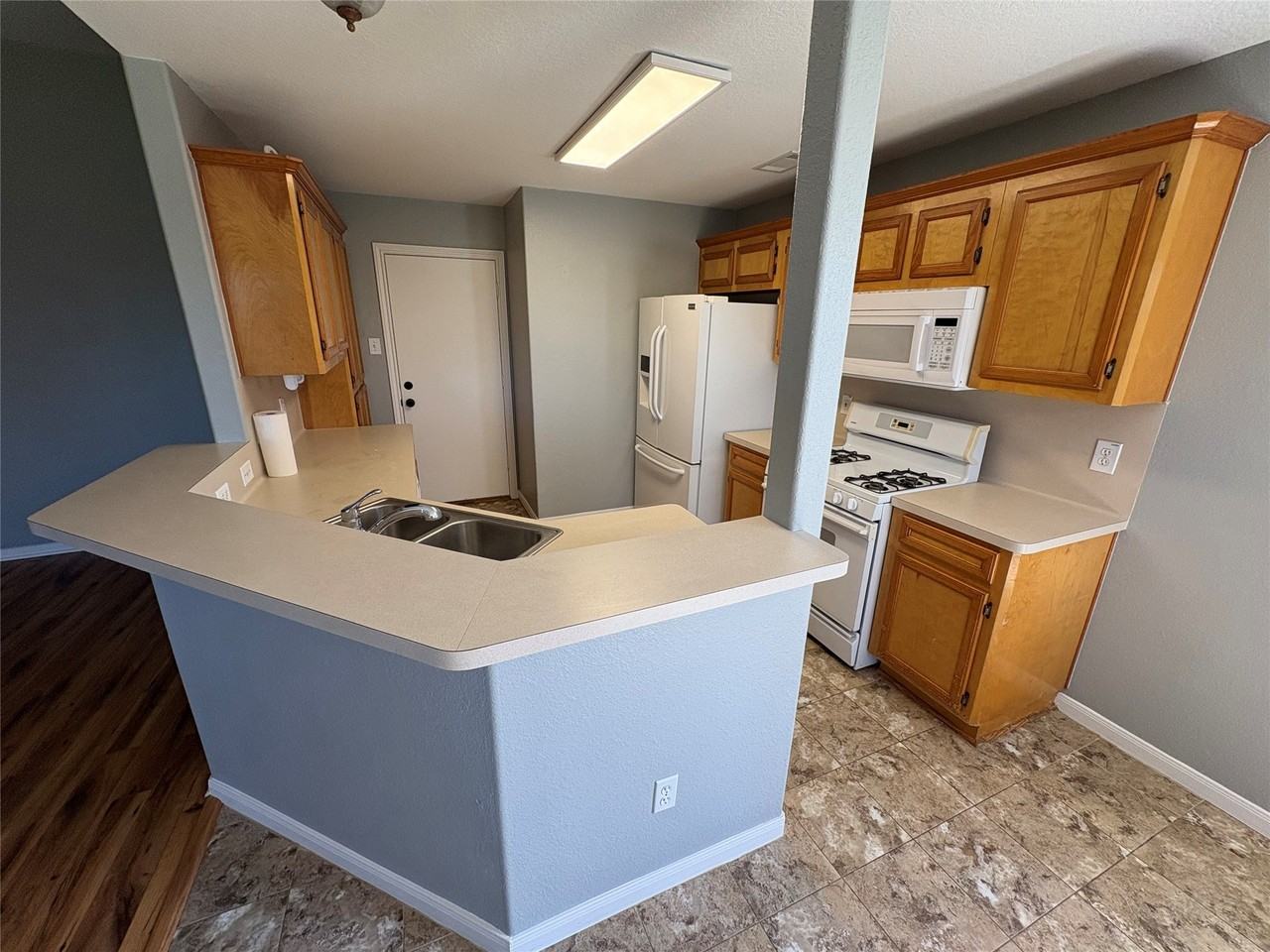 3003 30th St N #3003 - Photo 6 of 24