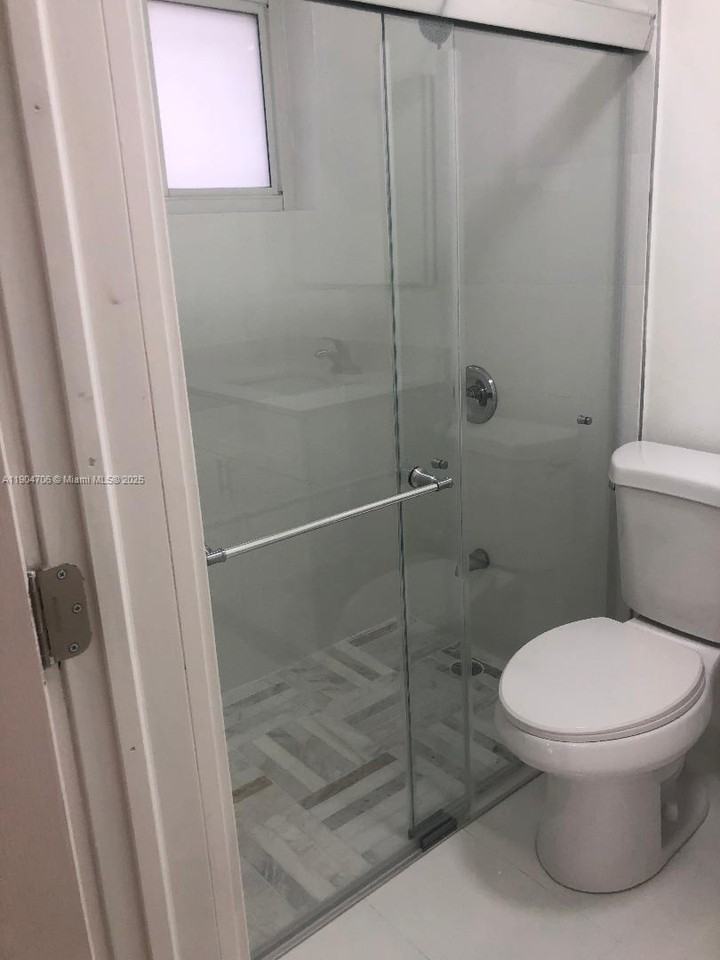 2650 Sw 96th Ave #2650 - Photo 4 of 28