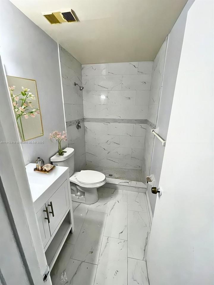 10070 Northwest 6th Street