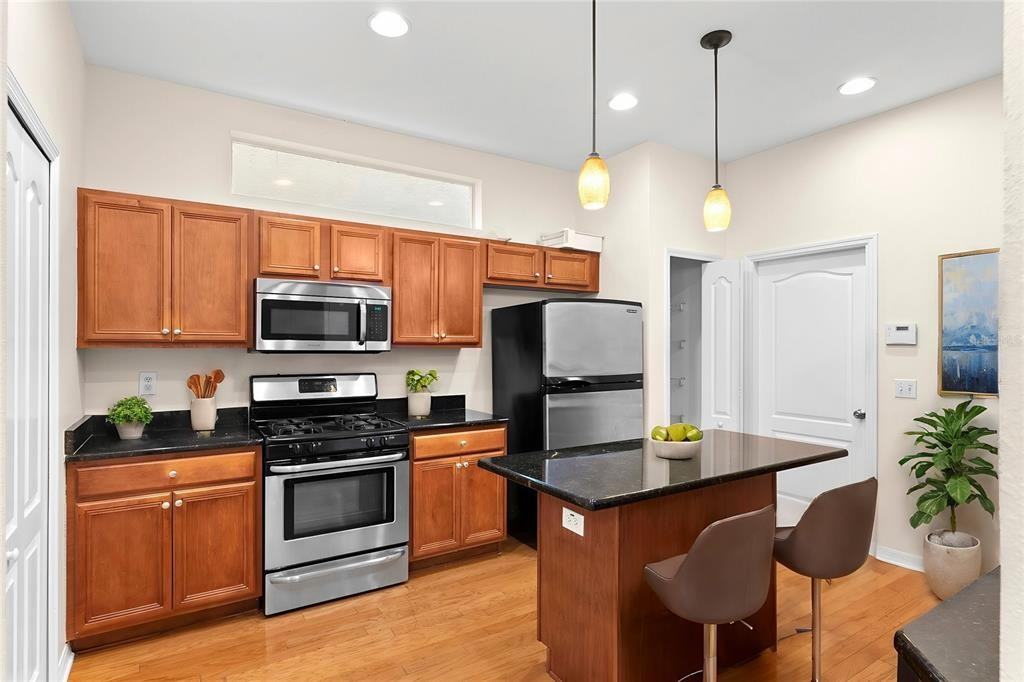 10806 Spring Mountain Pl #10806 - Photo 7 of 22