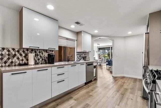 38101 Crocus Ln #38101 - Photo 3 of 28