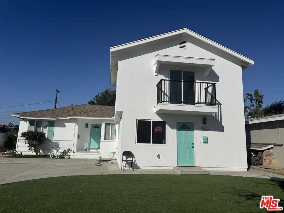 10623 Stanwin Ave #10623 - Photo 2 of 17