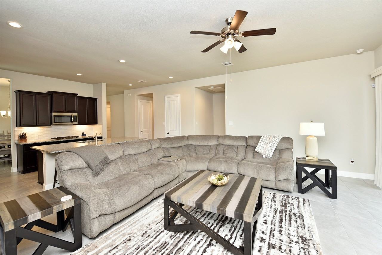 5835 Euclid Loop #5835 - Photo 6 of 39