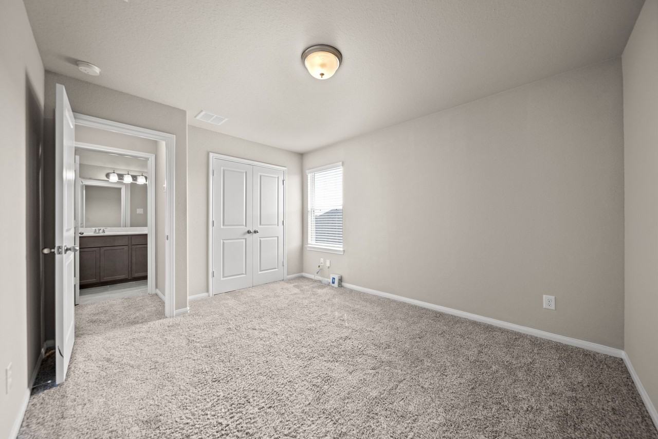 17214 Broadleaf Oaks Drive #17214