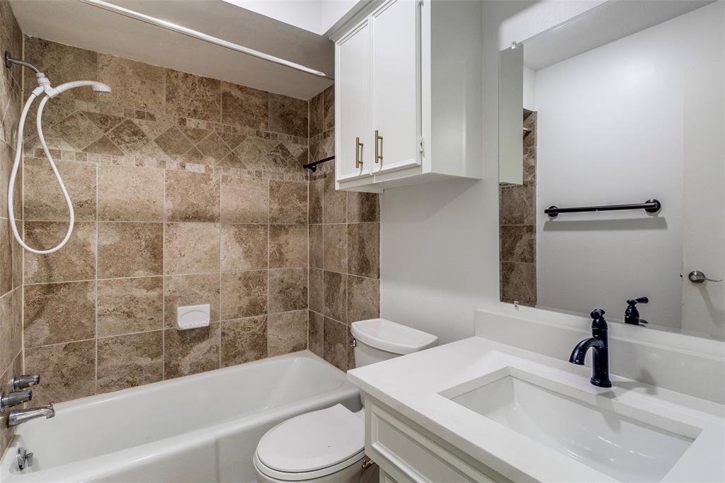 10692 Pagewood Dr #10692 - Photo 4 of 15