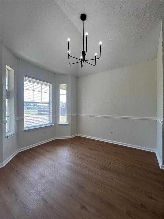 310 Janis Ln #310 - Photo 3 of 12