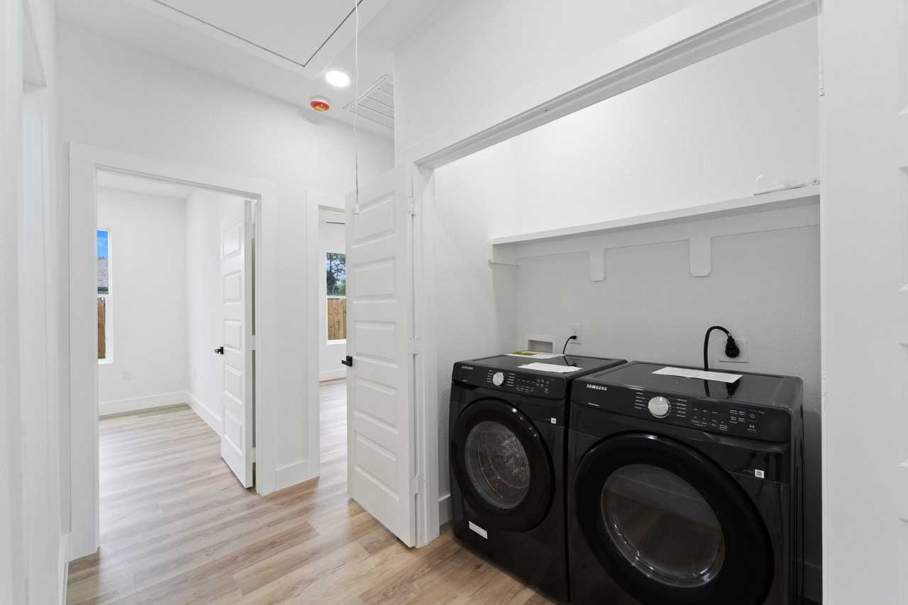 821 Empire Street #821 - Photo 3 of 15