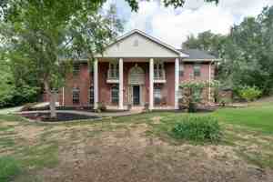 featured image of 3937 Valley View Lane #3937