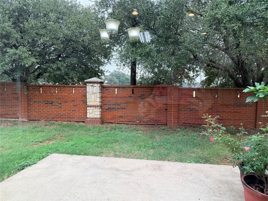 8201 Charter Bend #8201 - Photo 3 of 30