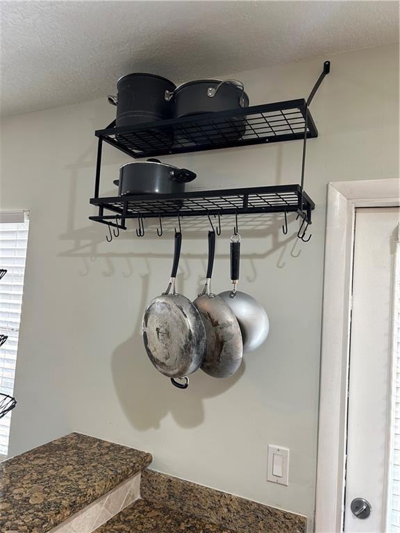 2737 Ne 28th St #27371W - Photo 7 of 16