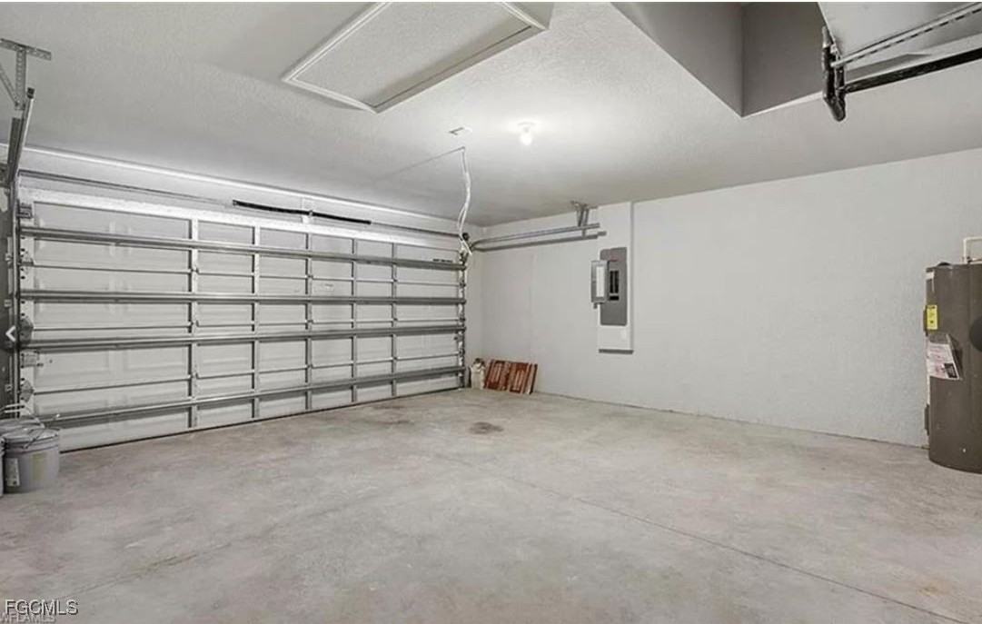 4023 Ne 23rd Pl #4023 - Photo 5 of 15