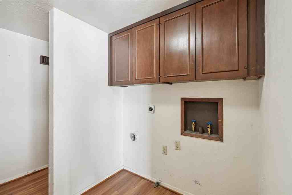 2818 Ripplewood Drive #2818 - Photo 2 of 32