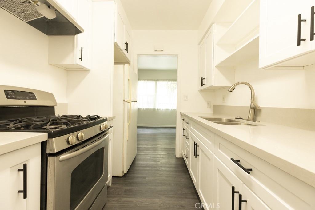 4047 Irving Pl #4047A - Photo 5 of 9