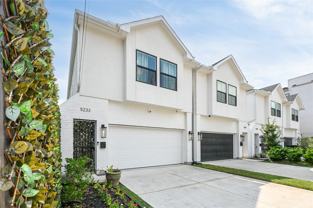 5233 Darling Street #5233 - Photo 1 of 1