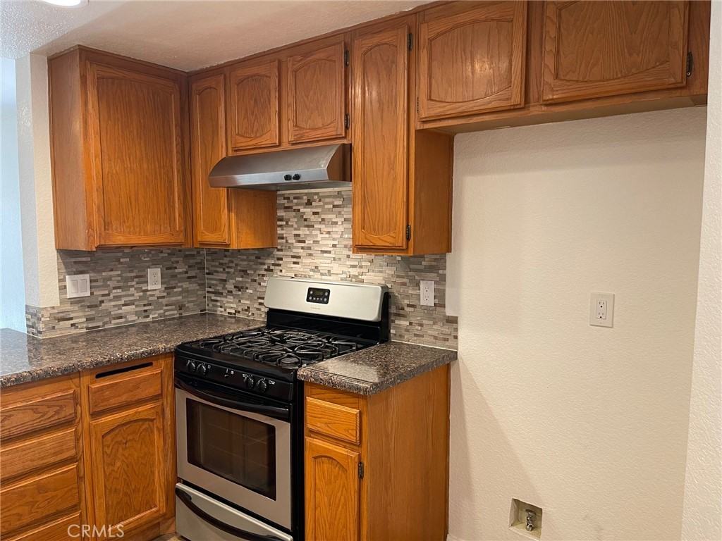 1005 Lilac St #1005 - Photo 3 of 9