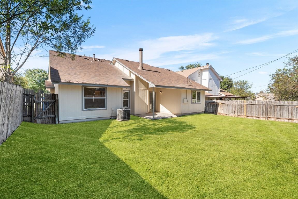 16307 Essex Cv #16307 - Photo 5 of 38