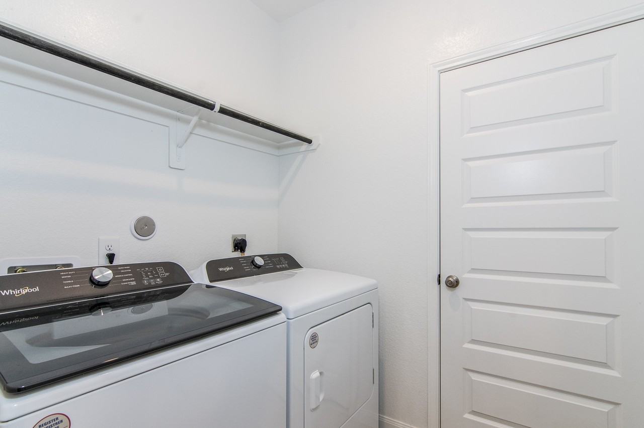 18537 Meadow Point Ln #18537 - Photo 2 of 28