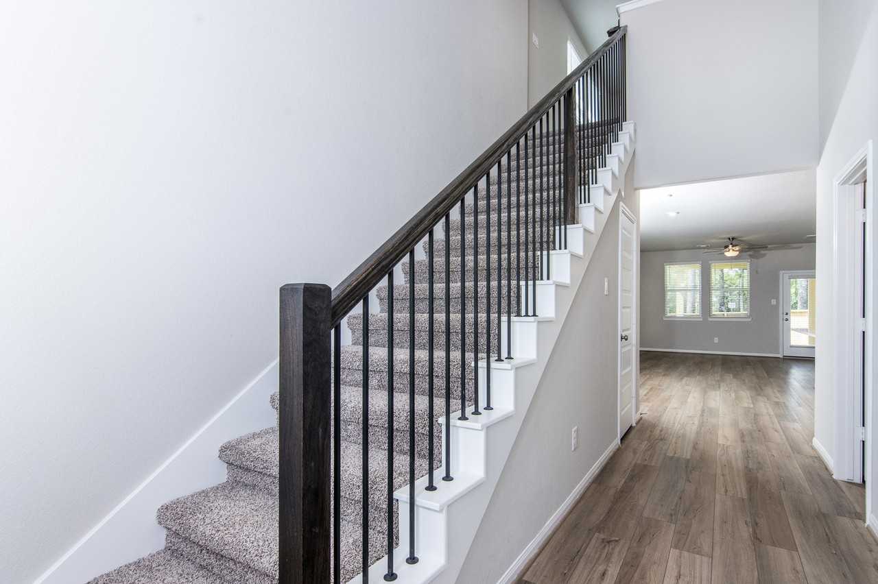 18537 Meadow Point Ln #18537 - Photo 7 of 28