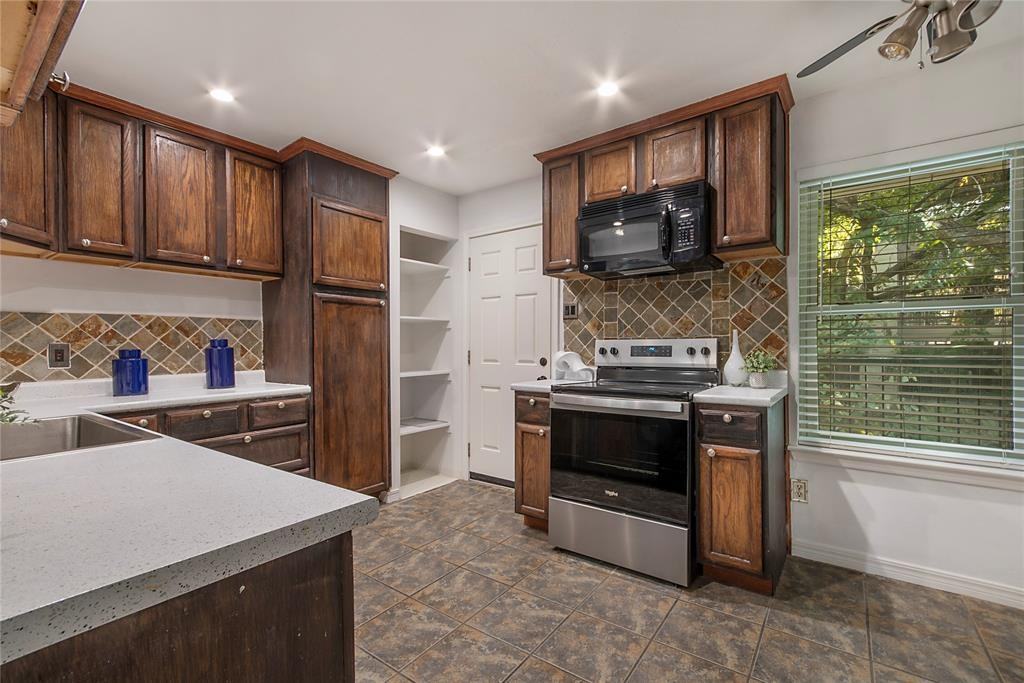 7712 Royal Ln #7712-209 - Photo 3 of 23