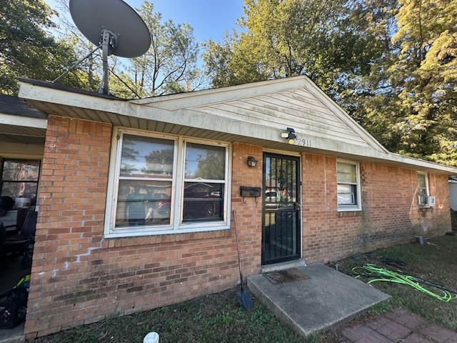 2911 Church St - Photo 2 of 17