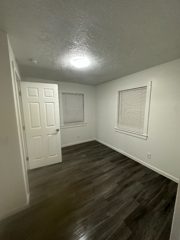 4975 Breanna Ln Ne - Photo 5 of 15