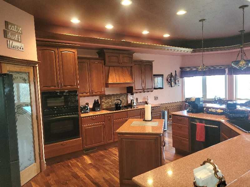 135 Hideaway Dr - Photo 3 of 22