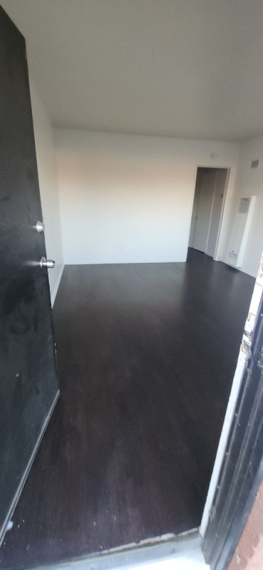 444 E Lancaster Blvd - Photo 2 of 11