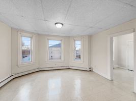 featured image of 286 Farnham Street #2