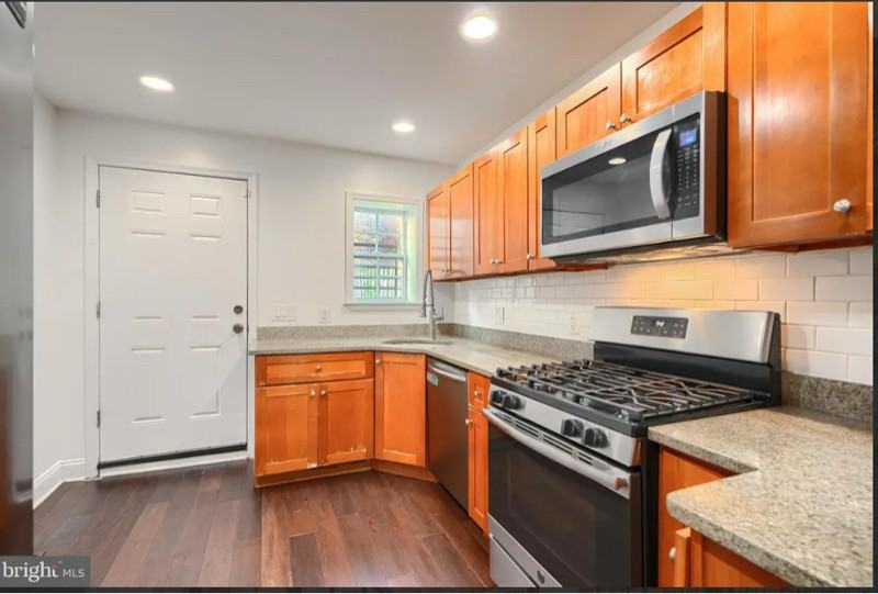 930 Washington Blvd - Photo 4 of 20