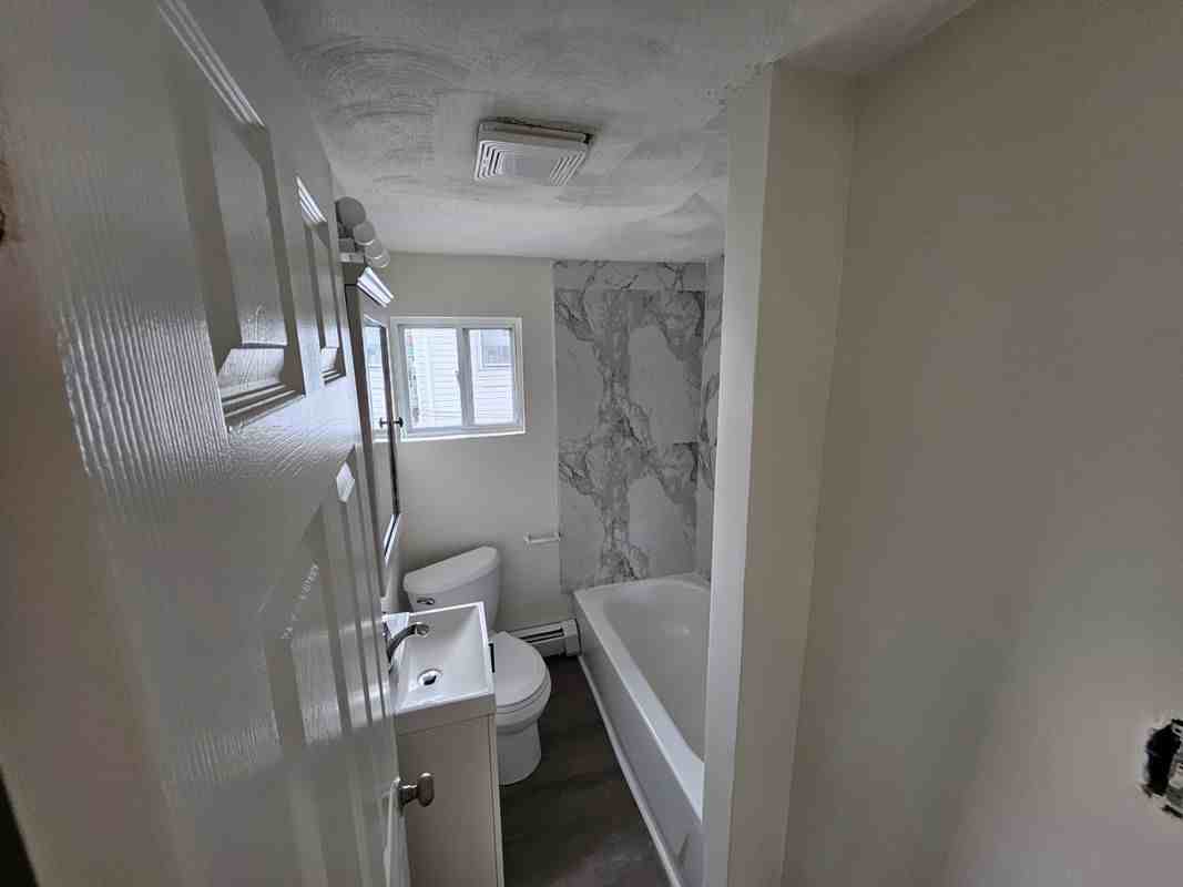 31 Norton Street ##2 - Photo 3 of 8