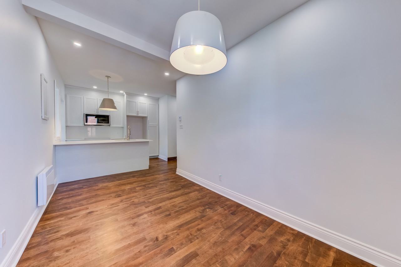 4429 Avenue Girouard - Photo 3 of 23