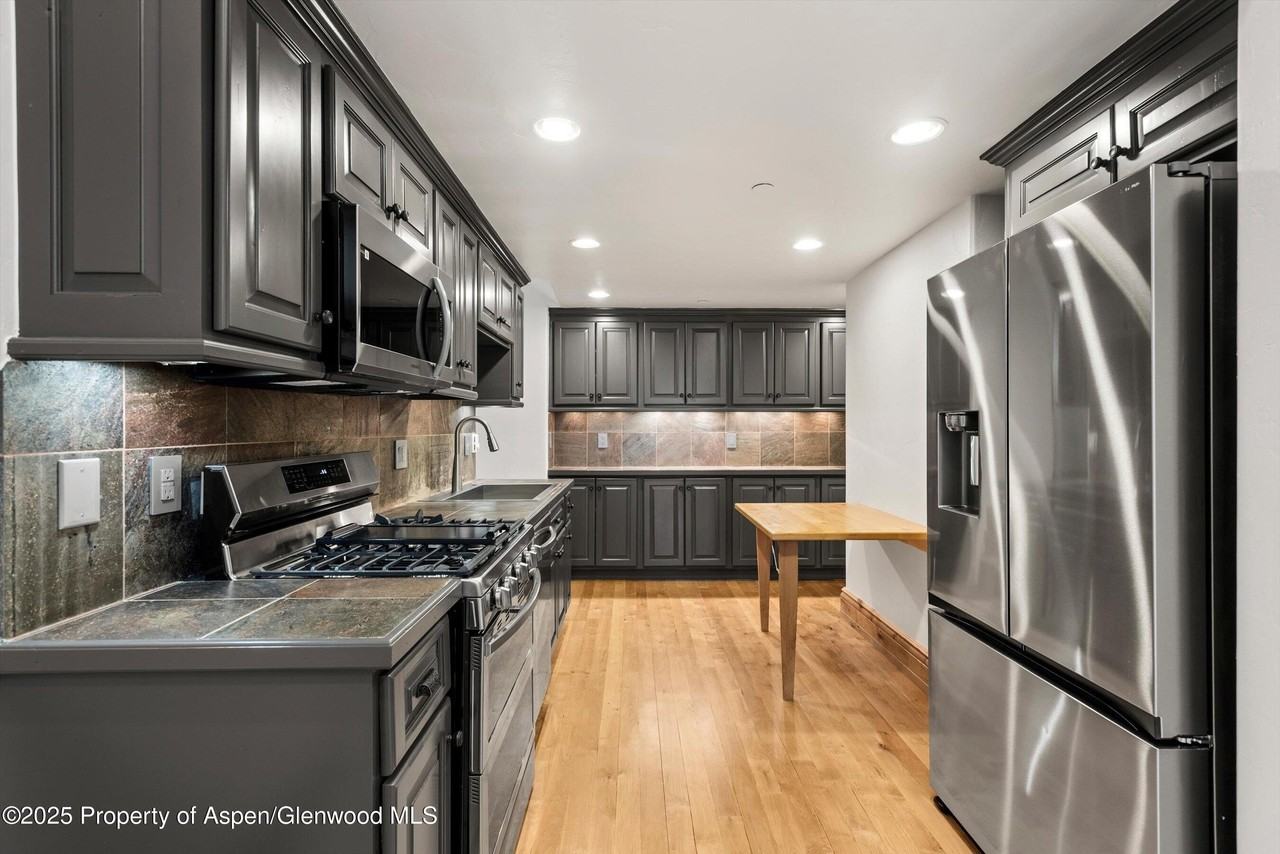 33 Pitkin Mesa Drive #37 - Photo 5 of 14