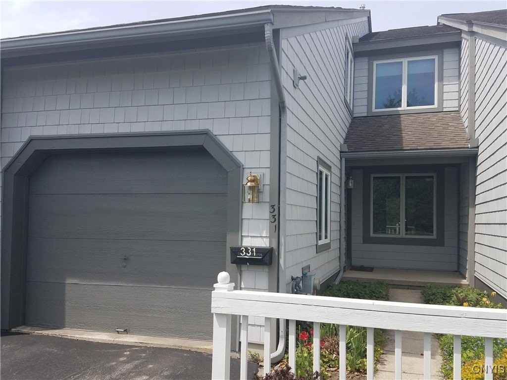 331 Summerhaven Drive North