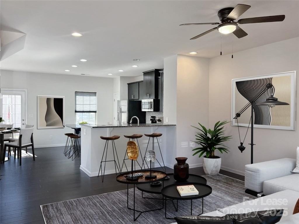 4159 Millennium Avenue - Photo 2 of 28