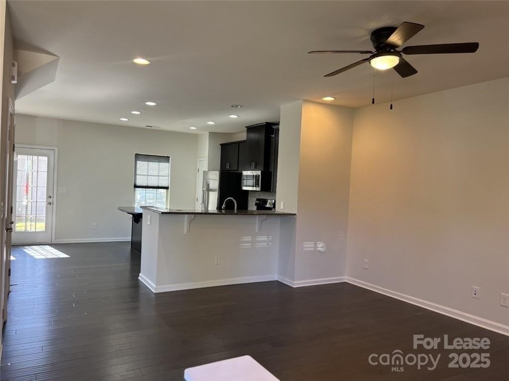 4159 Millennium Avenue - Photo 3 of 28