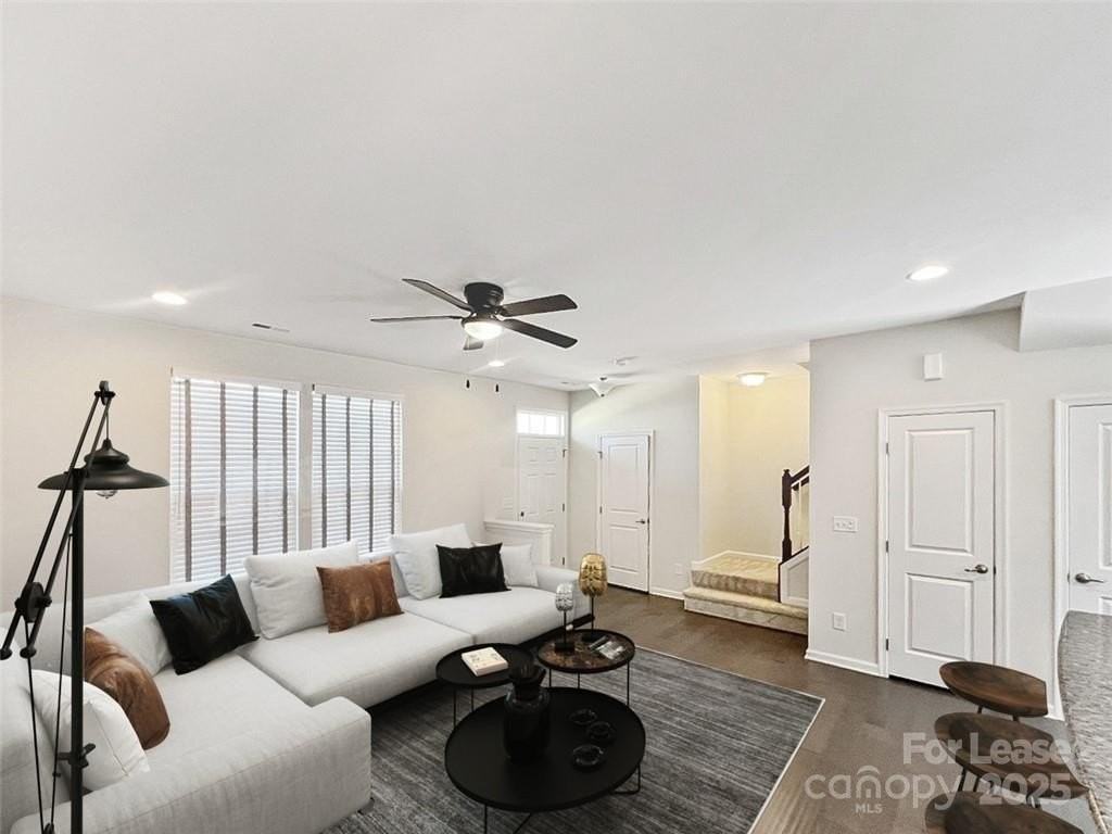 4159 Millennium Avenue - Photo 4 of 28