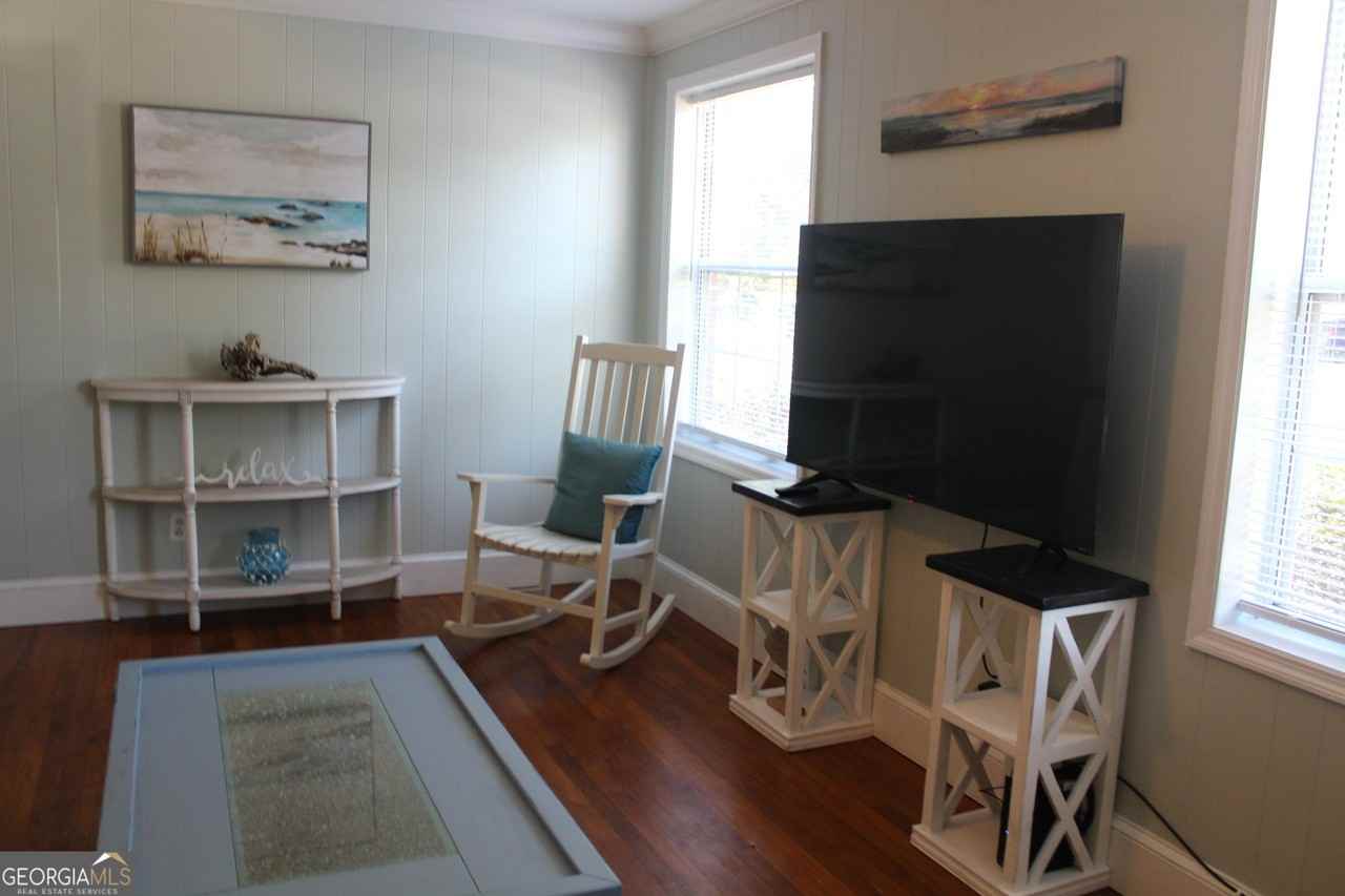 504 Bailey Street - Photo 4 of 22