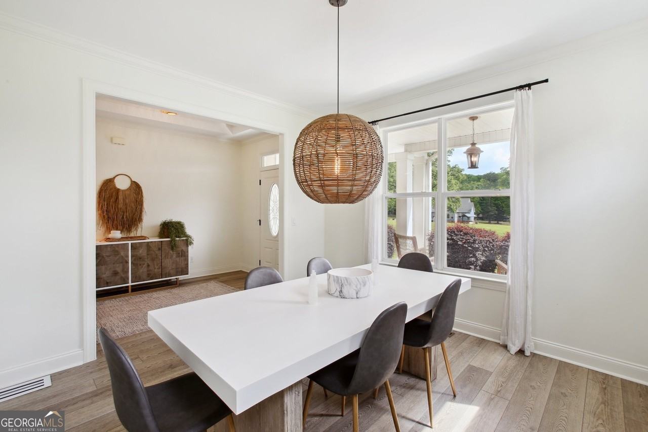 524 Forrest Avenue - Photo 6 of 30