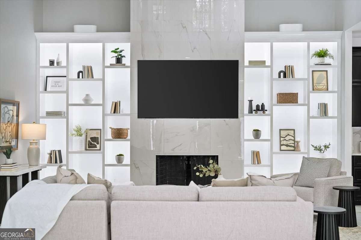 3040 Wallace Circle Southeast - Photo 3 of 50