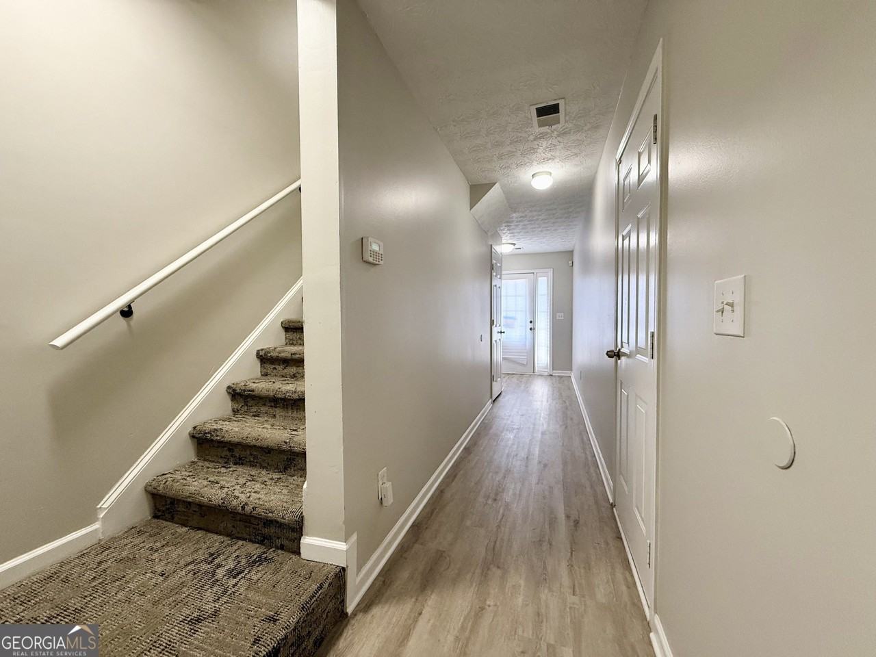 1708 Redan East - Photo 7 of 27