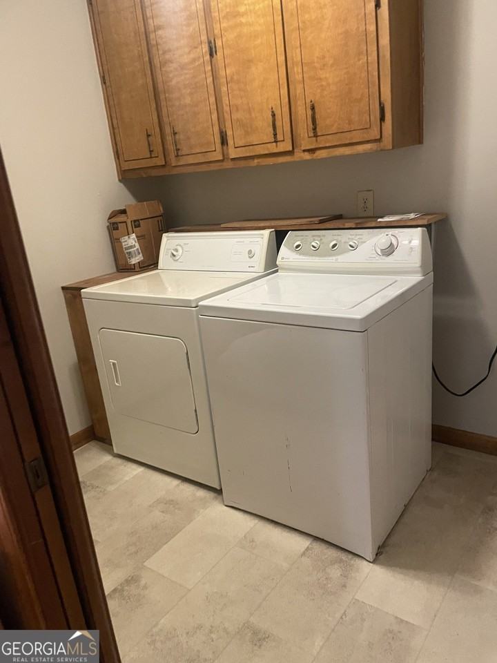 3449 Creekwood Drive Southeast - Photo 7 of 19