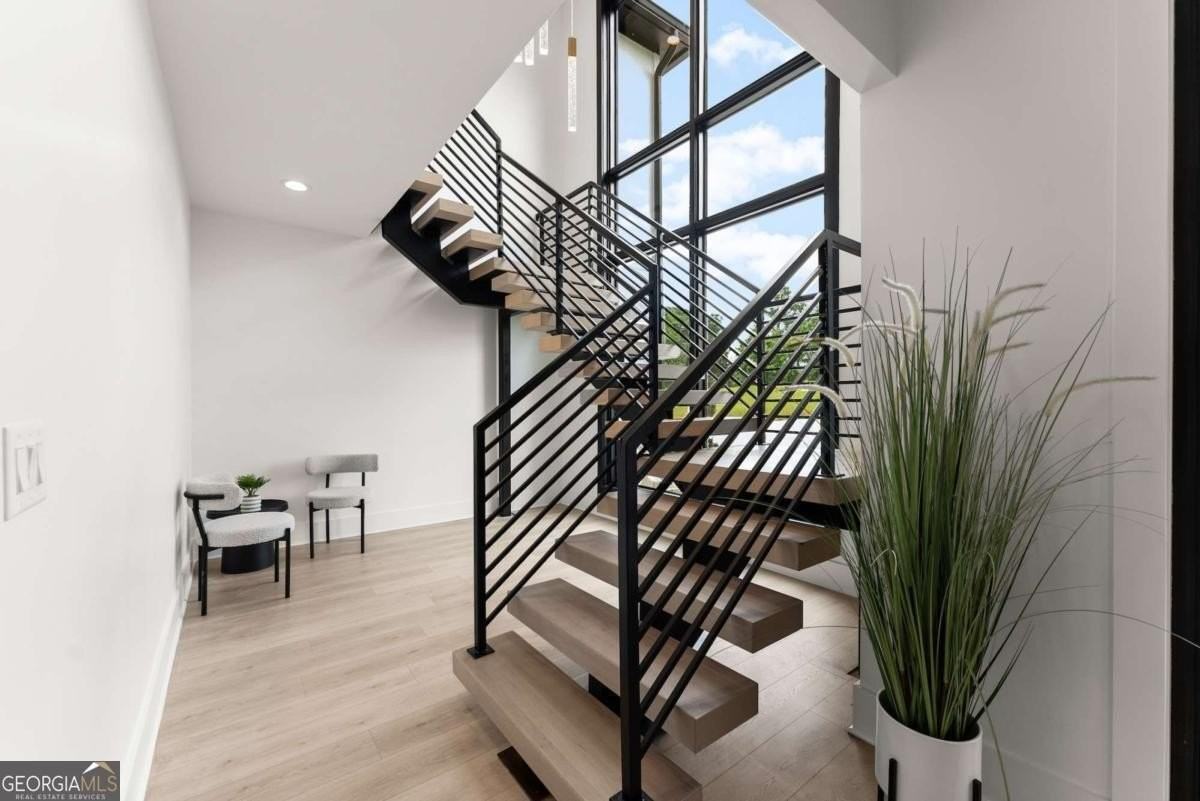 151 S Pointe Dr - Photo 2 of 50