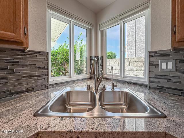 12057 Falcon Crest Way - Photo 2 of 8