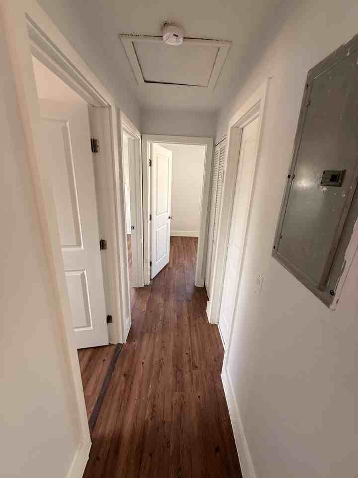 Sw 105th Ave - Photo 3 of 14